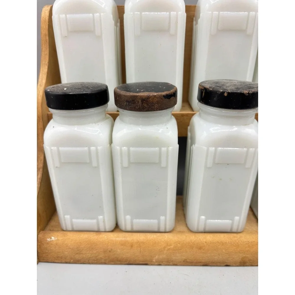 The Unbranded Brand vintage milk
